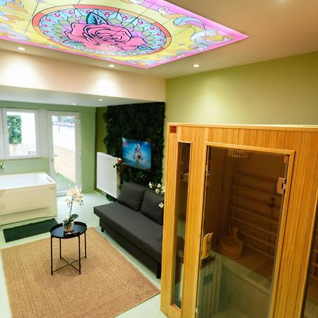 Capsule Flower - Balneo - Cinema - Billard - Nintendo Switch - Mons Centre Εξωτερικό φωτογραφία
