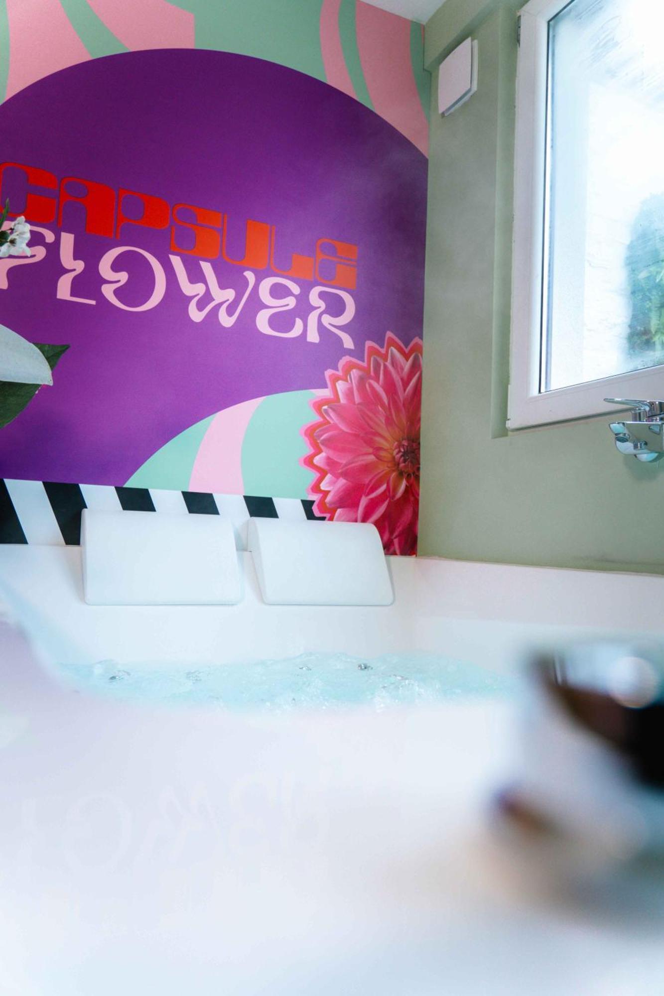Capsule Flower - Balneo - Cinema - Billard - Nintendo Switch - Mons Centre Εξωτερικό φωτογραφία